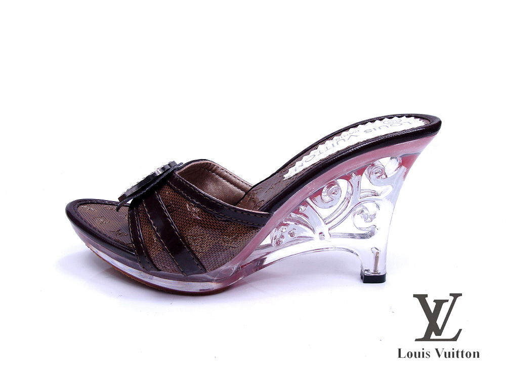 LV sandals074